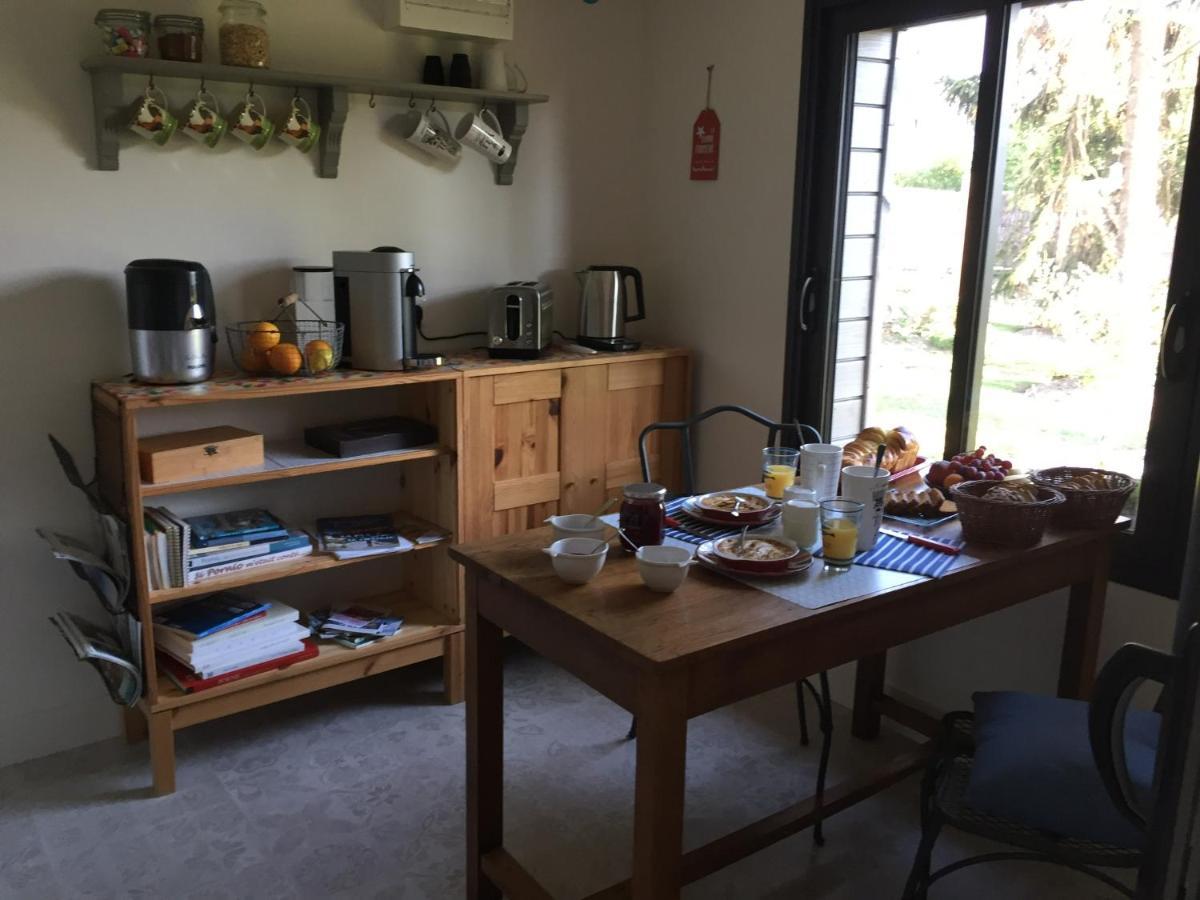 A La Birochere Chambre D Hotes Classee 3 Cles Et Accueil Velo 波尔尼克 外观 照片